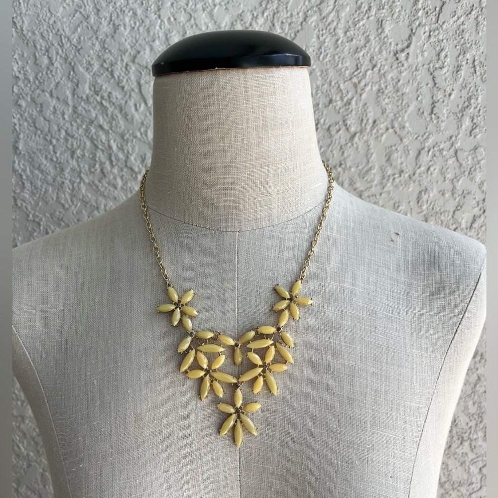 No Name Floral Statement Necklace- Yellow & Gold